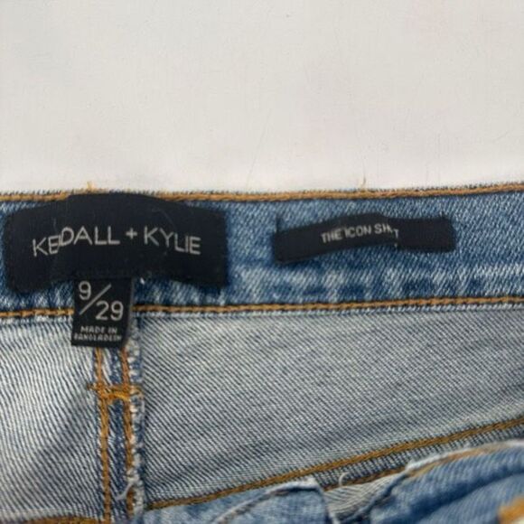Kendall & Kylie High-Rise The Icon Distressed Cut Off Size 9 Size 8 - Picture 5 of 9